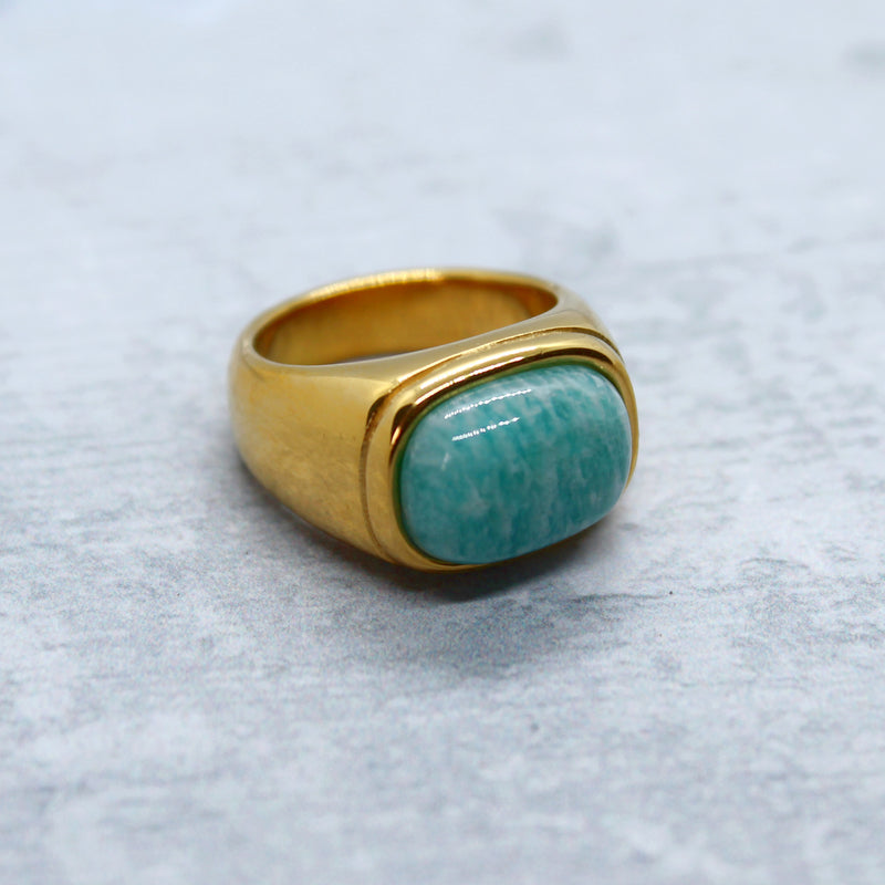 Chunky stone ring