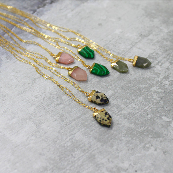 Semi-precious stone pendant necklace - Mara studio